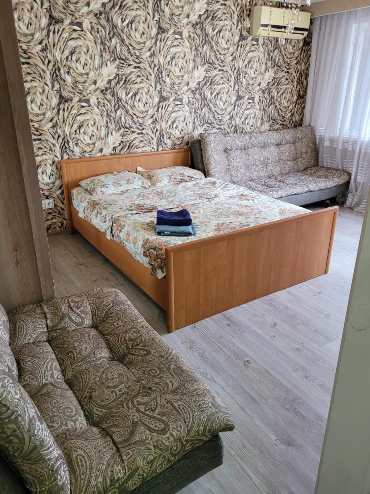 очень уютная на правом берегу *